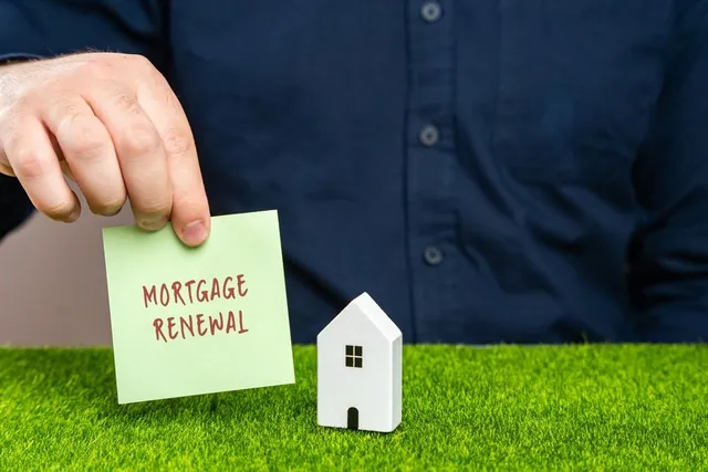 모기지 갱신 때 기존 대출기관 유지할 이유 5가지…갈아타야 할 신호도 있다