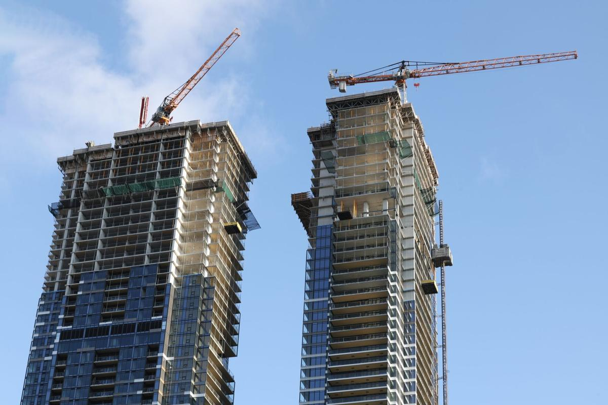 토론토 콘도 시장 ‘바닥’ 진입…일부 개발업체 원가 이하 매각 검토